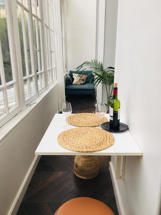 Chic Appartement In Bordeaux Golden Triangle Exterior foto